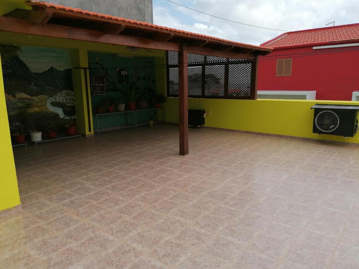 Residencial Chez Flor Leilighet Porto Novo Eksteriør bilde
